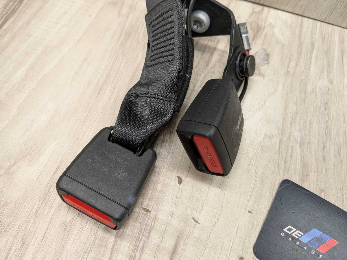 20-24 OEM BMW F44 228 M235 Rear Center Middle Seatbelt Seat Belt Buckle