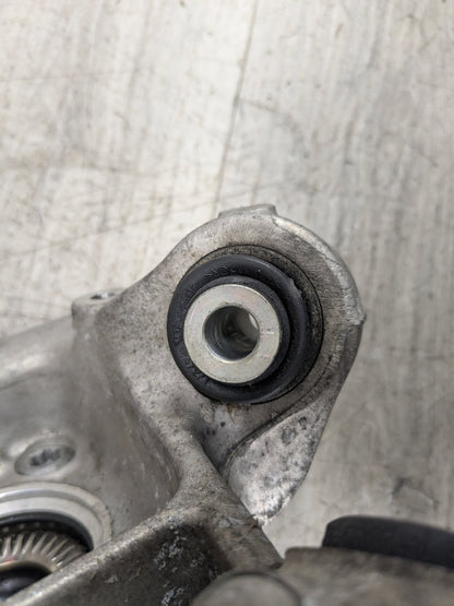 OEM BMW G01 X3 30i 30iX M40iX REAR Right Passenger Knuckle Hub Spindle Bearing