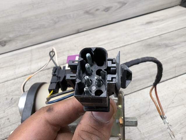 1996 - 2003 BMW Z3 E36 Convertible Pump Motor 8407224 M54B25O0