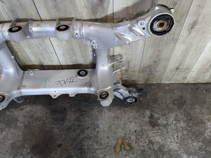 2020 BMW X5 G05 Rear Axle Support Crossmember Subframe 6894149 OEM BMW G05 G06 G07 X5 X6 X7 Rear Axle Subframe Suspension Carrier Crossmember OEM