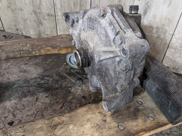 11-13 OEM BMW E70 E72 X5 X6 LCI Front Differential Axle Carrier 3.64 123k DIESEL