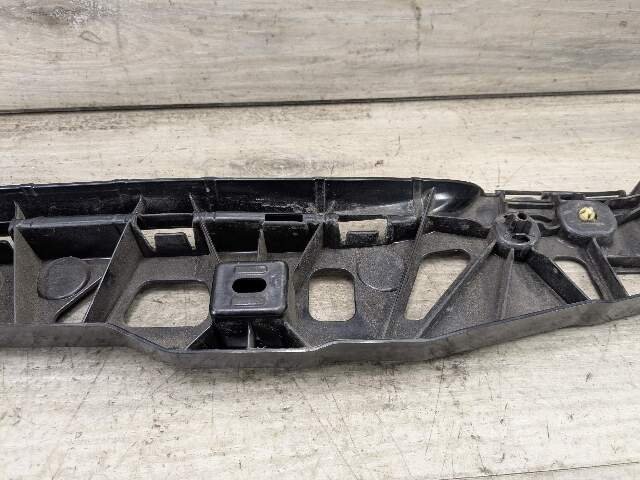 17-23 OEM BMW G30 F90 M5 Right Passenger Side Skirt Rocker Panel Bracket SET