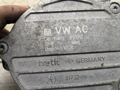 08-25 OEM AUDI A4 A5 A6 A7 A8 Q5 Q7 S4 S5 SQ5 Engine Vacuum Pump