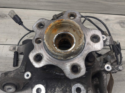 2018 BMW M550i G30 Rear Right Passenger Spindle Knuckle w/ Bearing 6866336 17-23 OEM BMW G30 530 540 M5550 REAR Right Passenger Hub Knuckle Bearing Carrier OEM