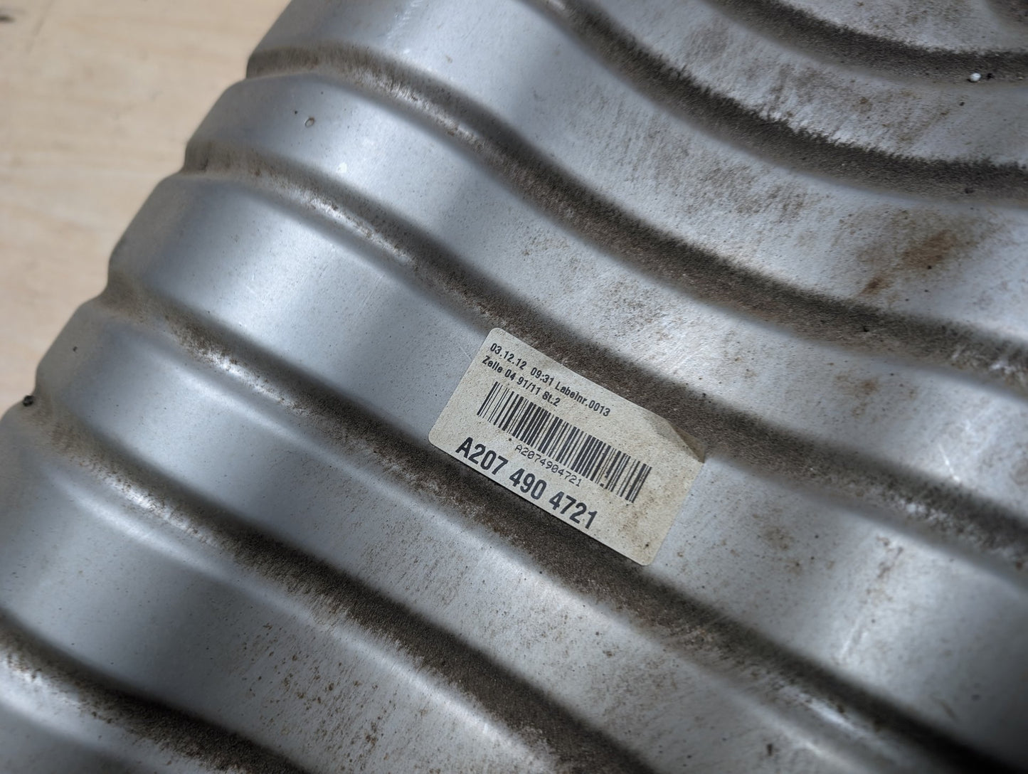 OEM MERCEDES A207 W207 E550 Rear Right Passenger Exhaust Muffler