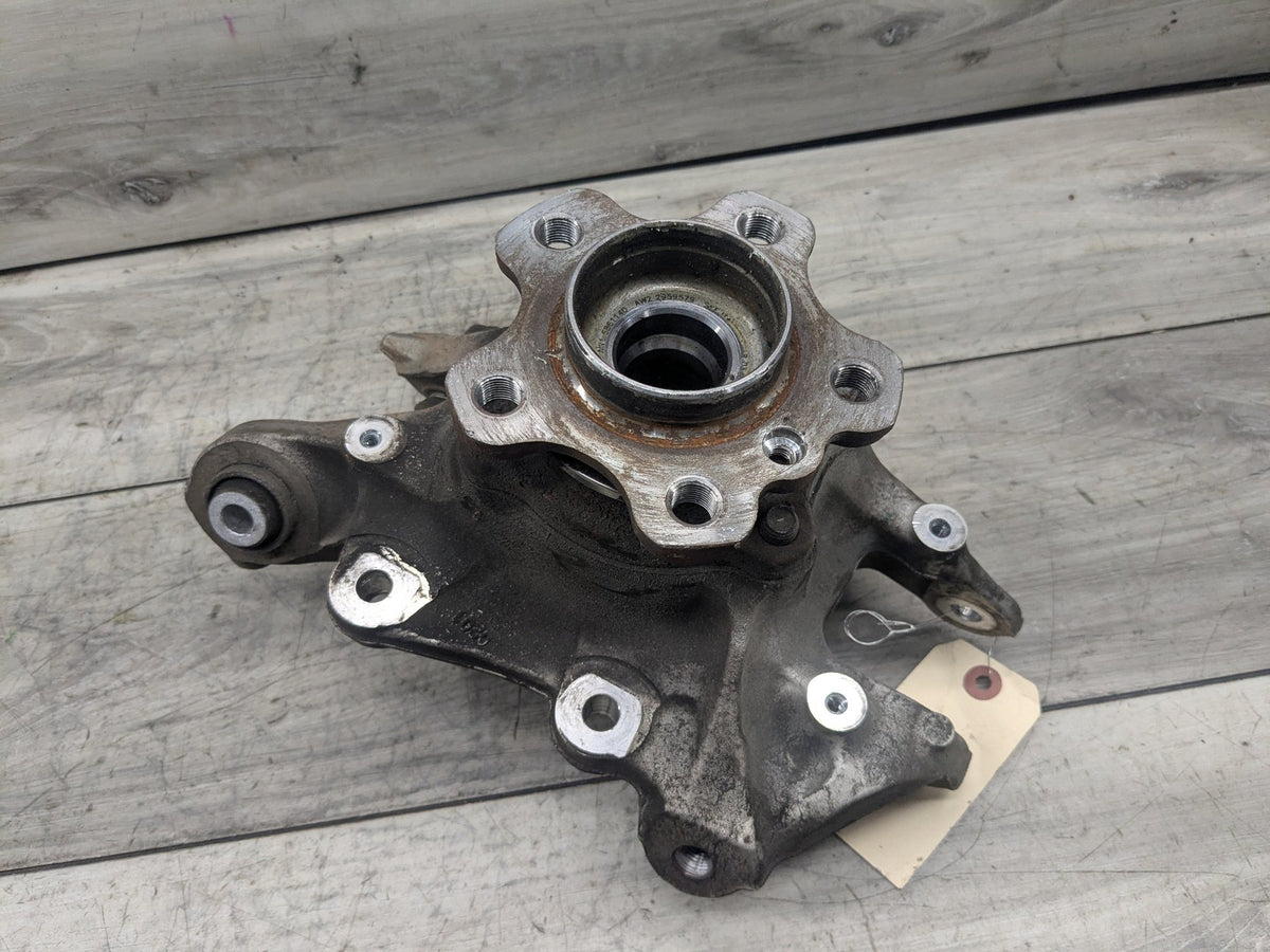 2020 BMW 330i G20 Rear Right Passenger Spindle Knuckle w/ Bearing 6879532 OEM BMW G20 330 M340 REAR Right Passenger Knuckle Wheel Hub Spindle Bearing OEM
