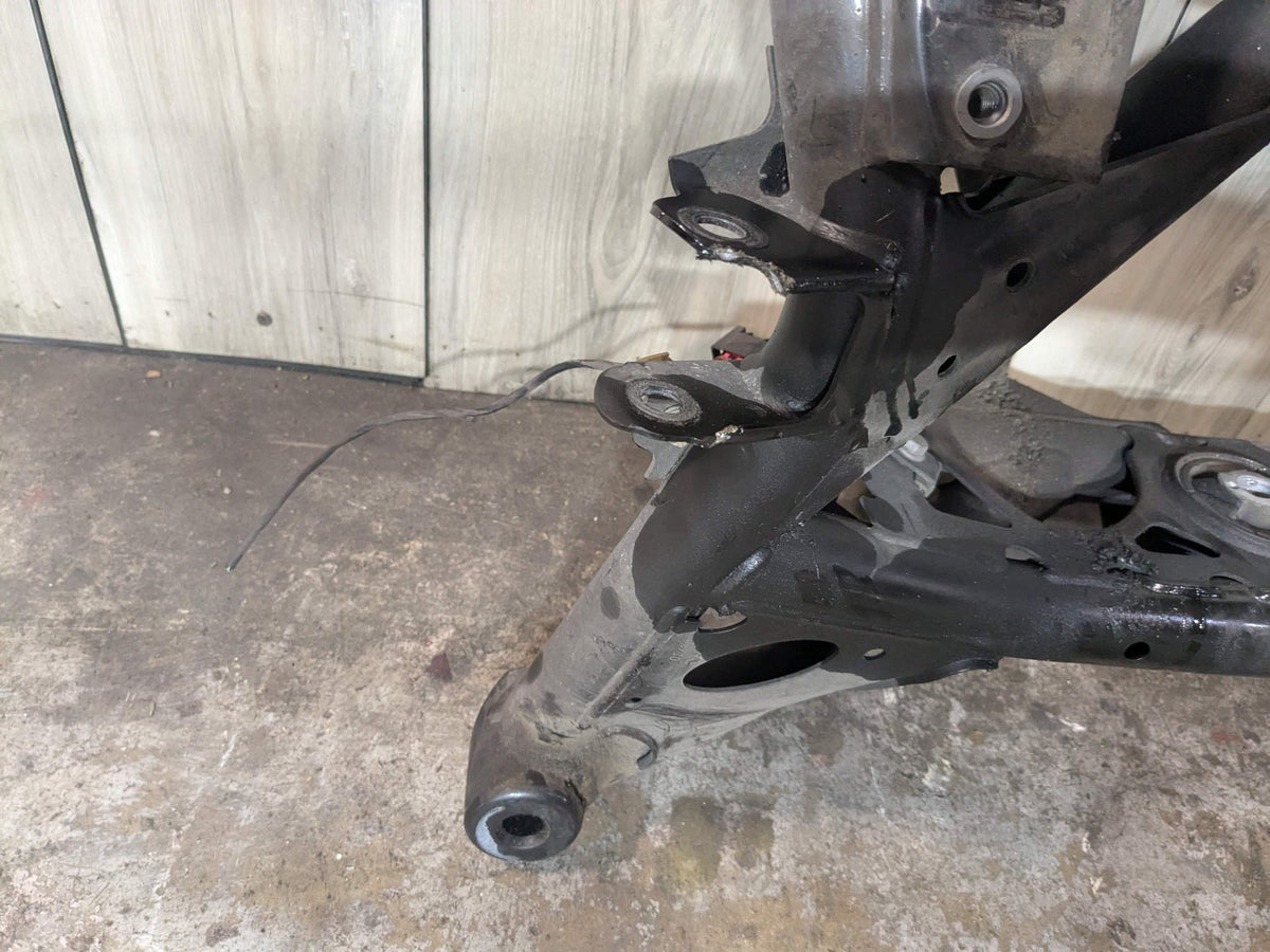 2015 BMW M4 F82 Rear Axle Support Crossmember Subframe 2284640 OEM BMW F80 F82 F83 F87 M2 M3 M4 Rear Axle Carrier Support Suspension Subframe OEM