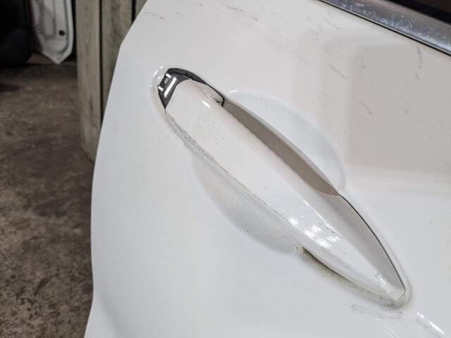 DENT* 18-23 OEM BMW F39 X2 Front Right Passenger Side Door Shell Panel White 300
