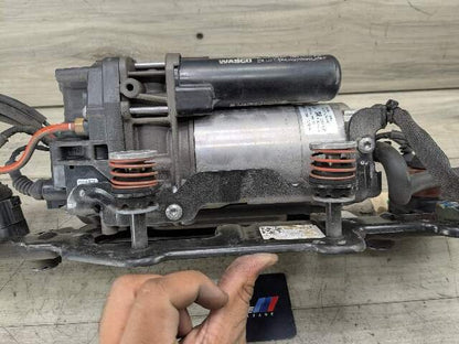18-24 OEM AUDI Q5 SQ5 Air Suspension Compressor Pump Assembly