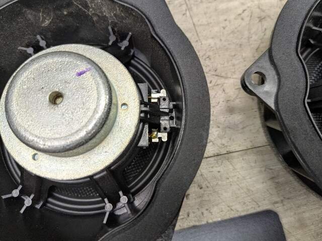 OEM BMW F15 F16 X5 X6 Stereo System Door Range Hifi Speaker PAIR