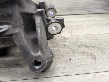 2017 - 2023 BMW M550i G30 Rear Right Passenger Spindle Knuckle w/ Bearing 6866338 N63B44O2