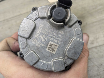 16-24 OEM BMW F90 G11 G12 G30 M5 Engine Electric Auxiliary Water Coolant Pump