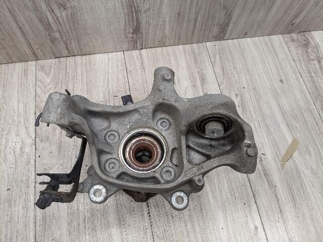 2018 - 2024 Audi S5 B9 Rear Right Passenger Spindle Knuckle w/ Bearing 8W0505436