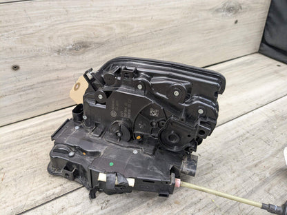 2016 BMW 740i G12 Front Right Passenger Door Latch Lock Actuator w/ Soft Close 2581894 16-22 OEM BMW G11 G12 Front Right Passenger Door Lock Latch Actuator SOFT CLOSE
