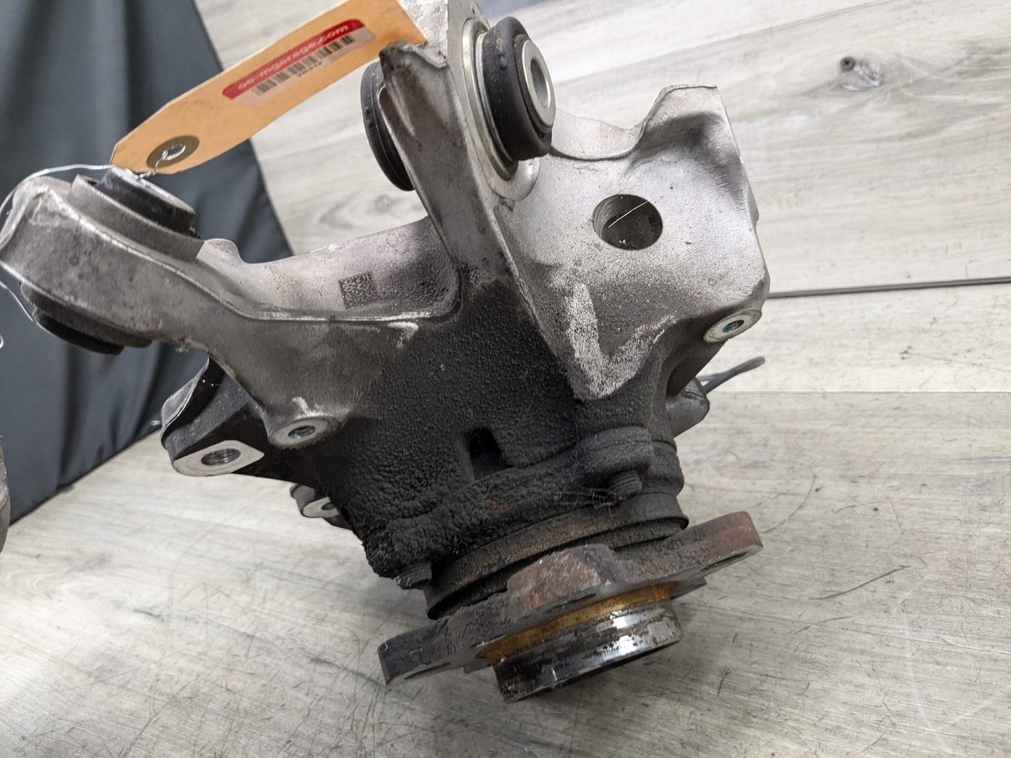 2021 BMW 330i G20 Rear Right Passenger Spindle Knuckle w/ Bearing 6899306 19-24 OEM BMW G20 330 M340 REAR Right Passenger Knuckle Hub Spindle Bearing RWD