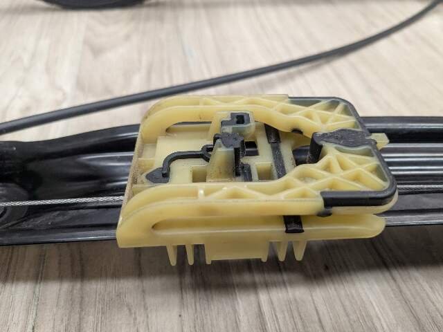 11-18 OEM BMW F25 F26 X3 X4 Front Left Driver Door Window Regulator Motor