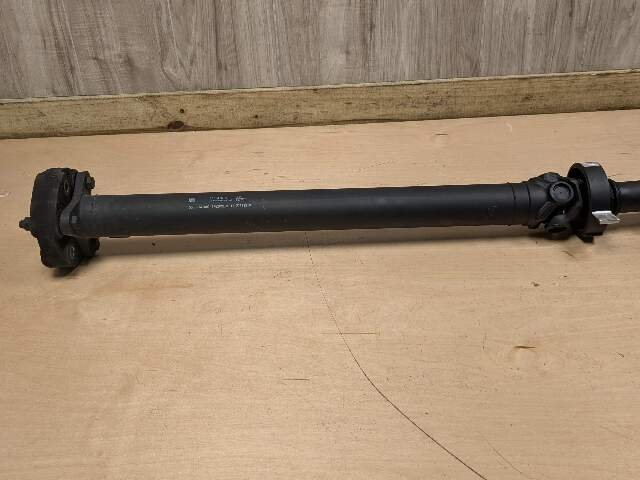 18-20 OEM BMW G30 M550 AWD Rear Drive Shaft Driveshaft Propeller