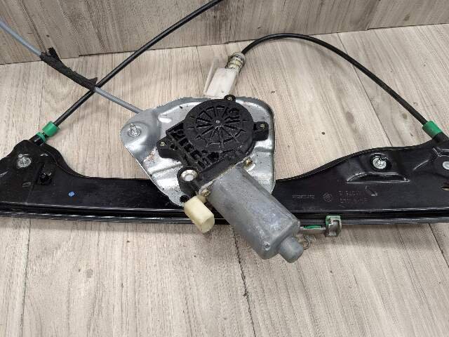 03-08 OEM BMW E85 E86 Z4 Front Right Passenger Door Window Regulator w/ Motor