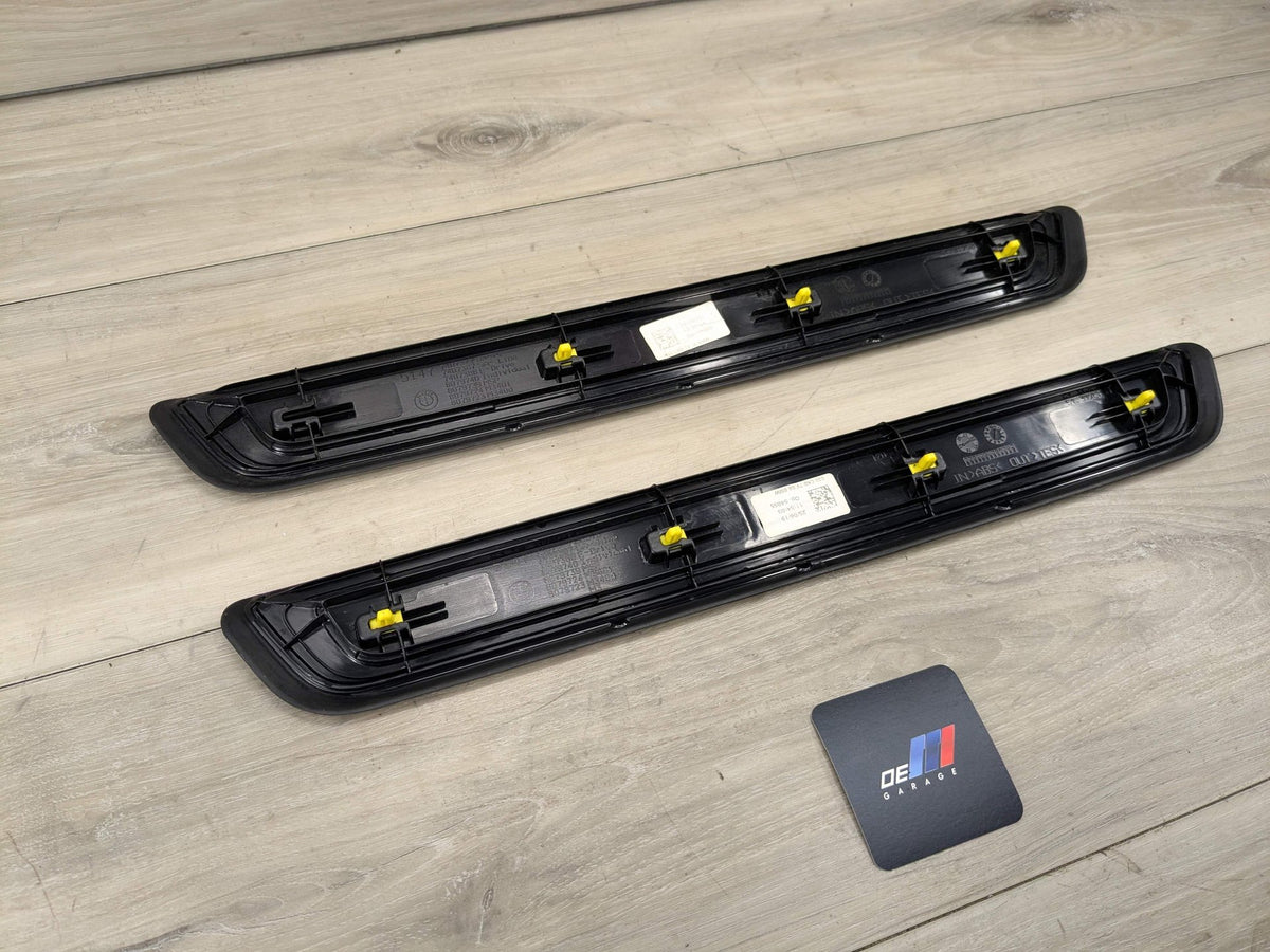 NOTE* 19-24 OEM BMW G20 330 Front Left Right Door Sills Cover Scuff Plates PAIR
