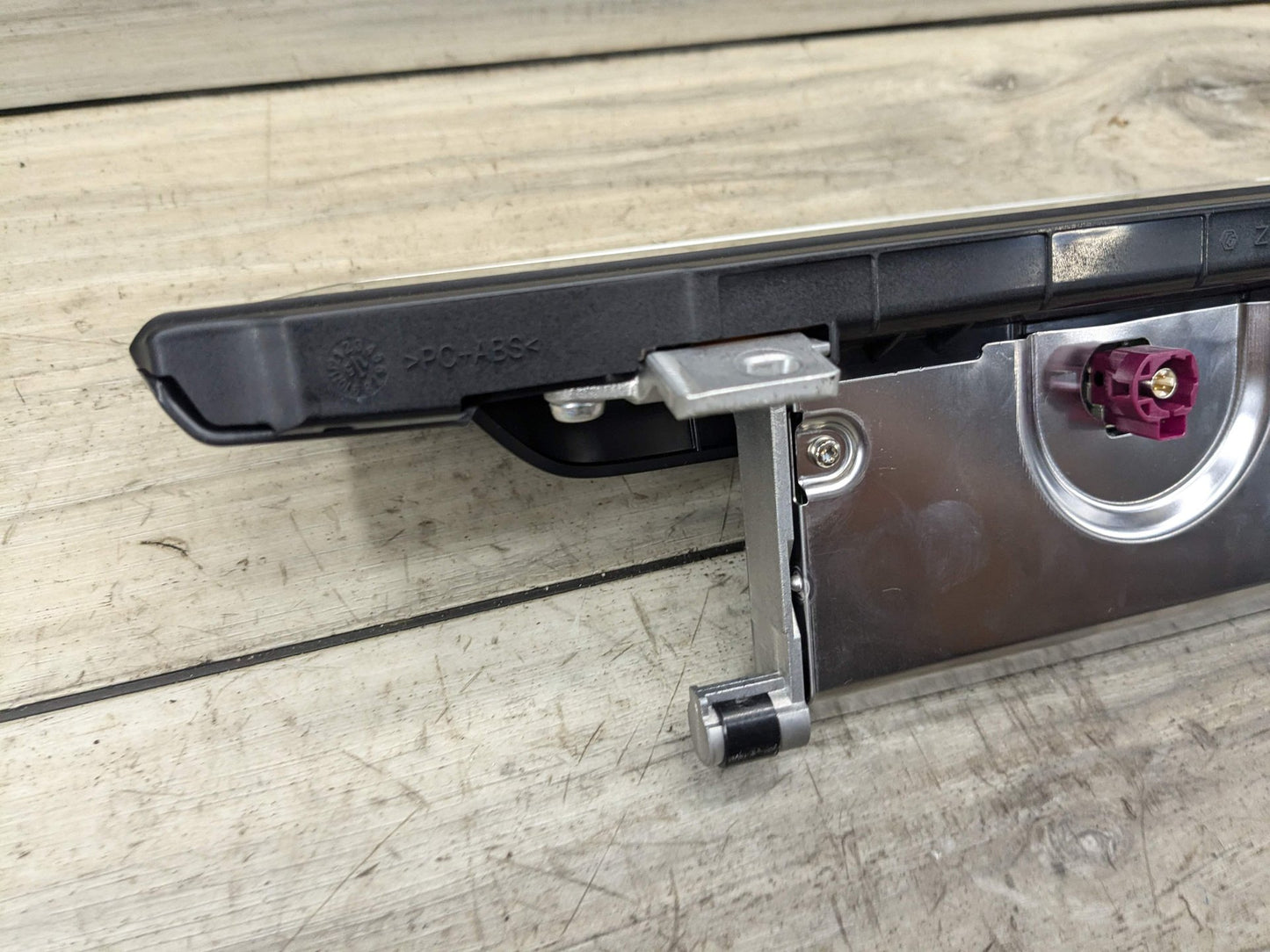 2016 BMW 750i G12 Monitor Display Screen 6805326 16-19 OEM BMW G11 G12 740 750 Navigation Display Monitor Information Screen