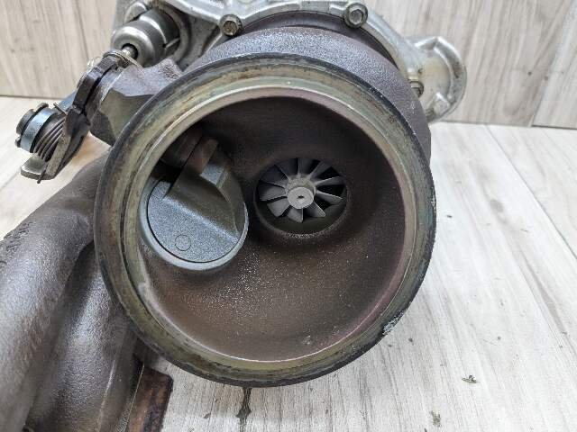 OEM BMW G01 G20 G22 G23 G26 G30 G42 330 430 530 Turbo Charger w Manifold B46