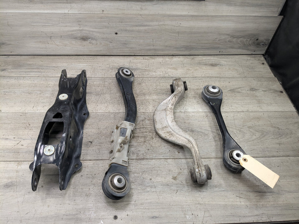 2019-2026 BMW X5 G05 Rear Right Passenger Control Arms SET 6878030 OEM BMW G05 G06 G07 X5 Rear Right Passenger Upper Lower Control Arm Wishbone SET