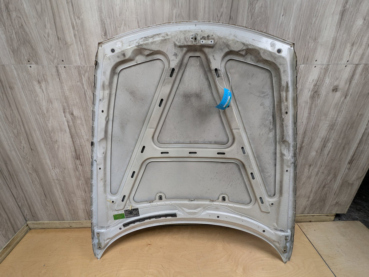 03-08 OEM BMW E85 E86 Z4 Front Hood Bonnet Panel Shell Assembly White 300 ALPINWEISS III (300)
