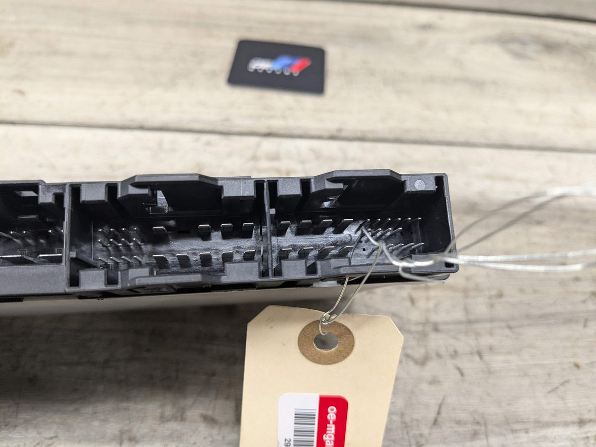 10-19 OEM BMW F30 F10 F12 F13 F01 F02 X3 X4 Left Right Seat Control Module