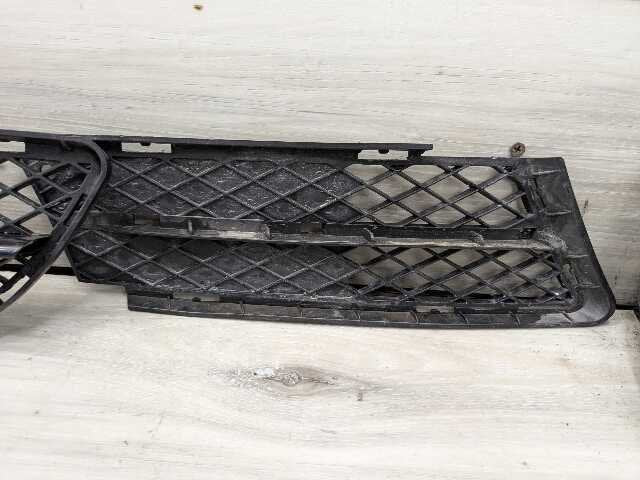 09-11 OEM BMW E90 328 LCI Front Bumper Lower Left Right Center Grilles (3)