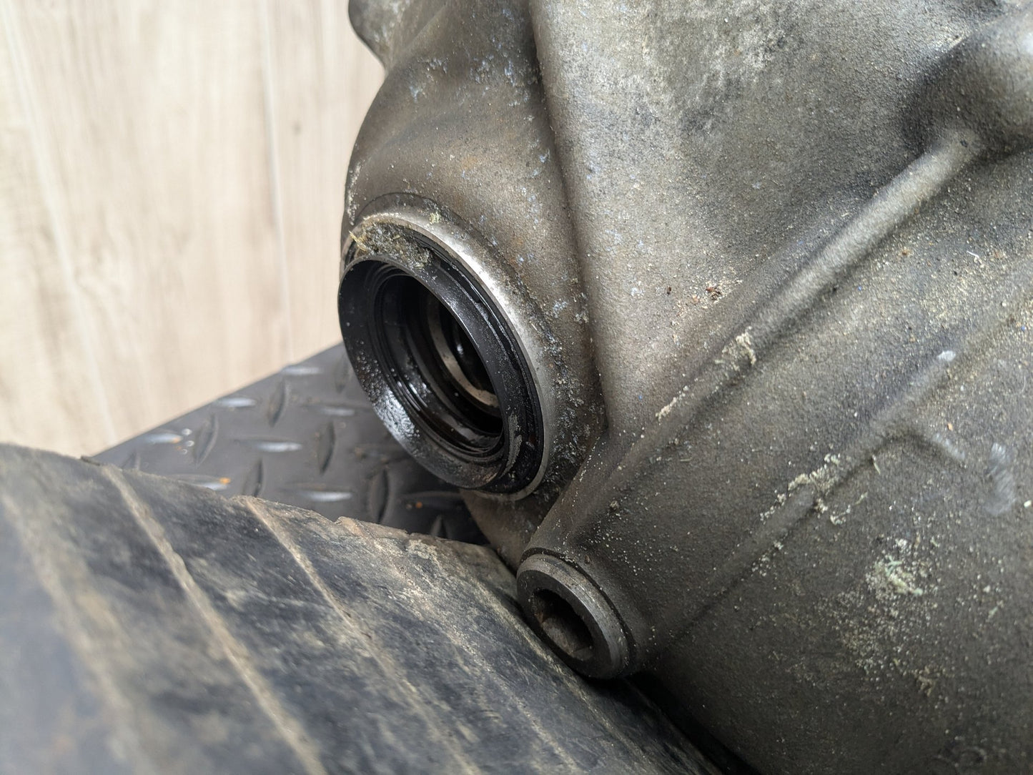 2014 BMW 435i F32 Front Axle Carrier Differential 7584519 OEM BMW F10 F30 F32 F33 F36 AWD Front Differential Axle Gearbox Carrier 3.23 N55
