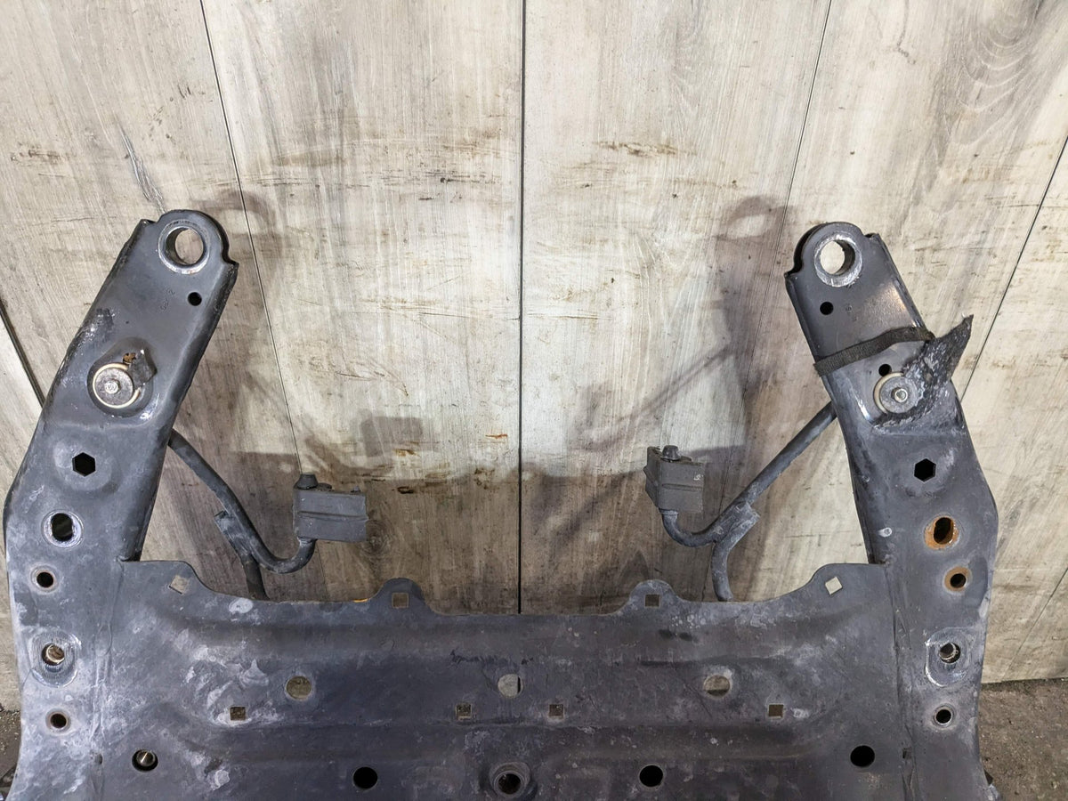 2018 BMW X2 F39 Front Axle Support Crossmember Subframe 6872729 16-24 OEM BMW F39 F44 F48 X1 X2 Front Axle Subframe Carrier Crossmember Cradle OEM