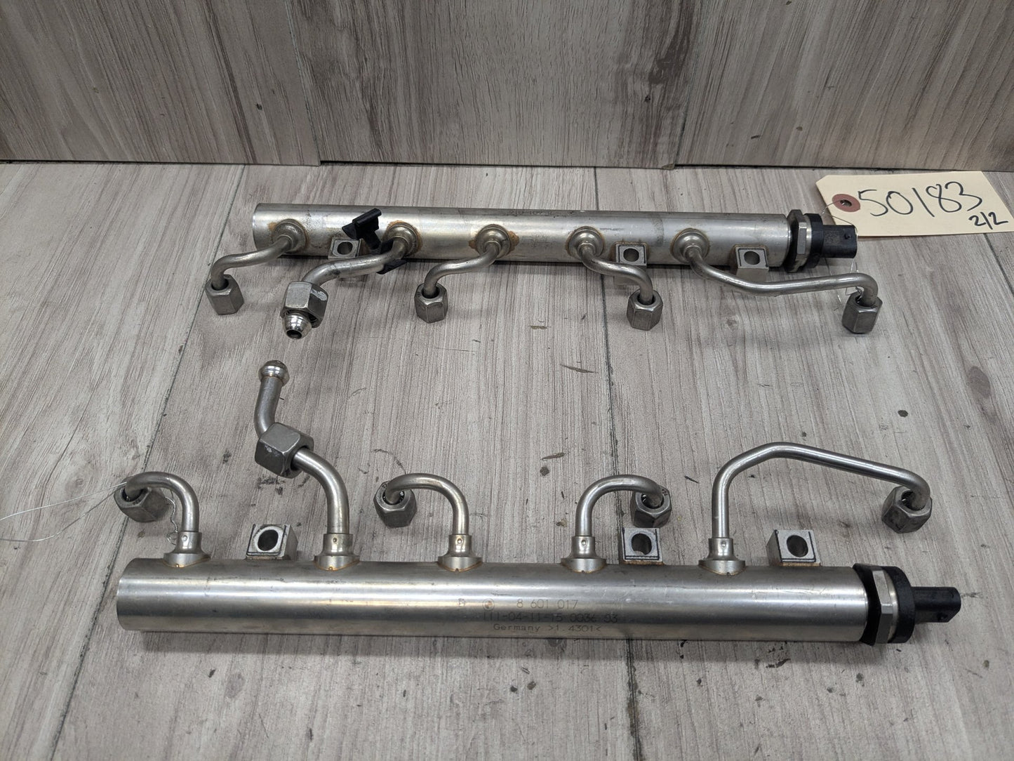PRE-LCI OEM BMW G12 750 G30 M550 Engine N63R Right Fuel Injector Rail Lines 5-8