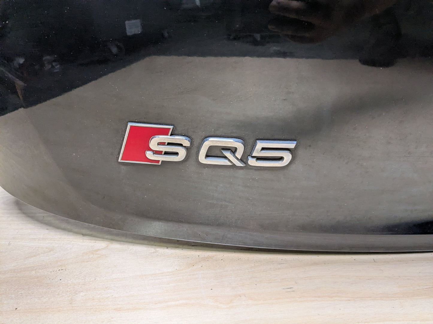 18-20 OEM AUDI Q5 SQ5 Rear Tailgate Liftgate Trunk Lid Black w/ Glass Black 0E/ Y9T