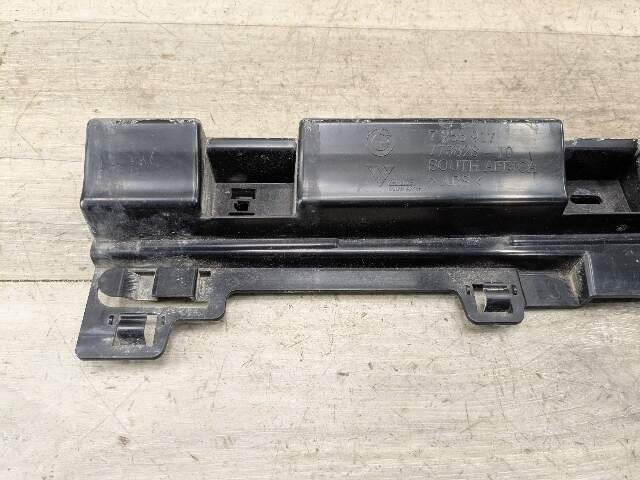 2011 - 2016 BMW 335i F30 Left Driver Side Skirt Rocker Panel Brackets SET 7256915 N55B30M0