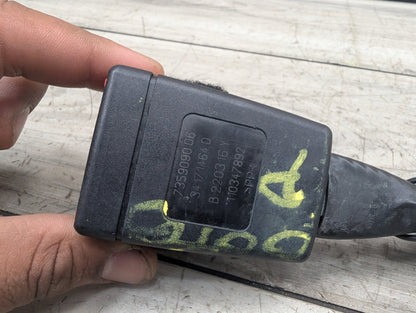 OEM BMW F90 G11 G12 G30 530 540 M550 750 M5 Front Left or Right Seatbelt Buckle