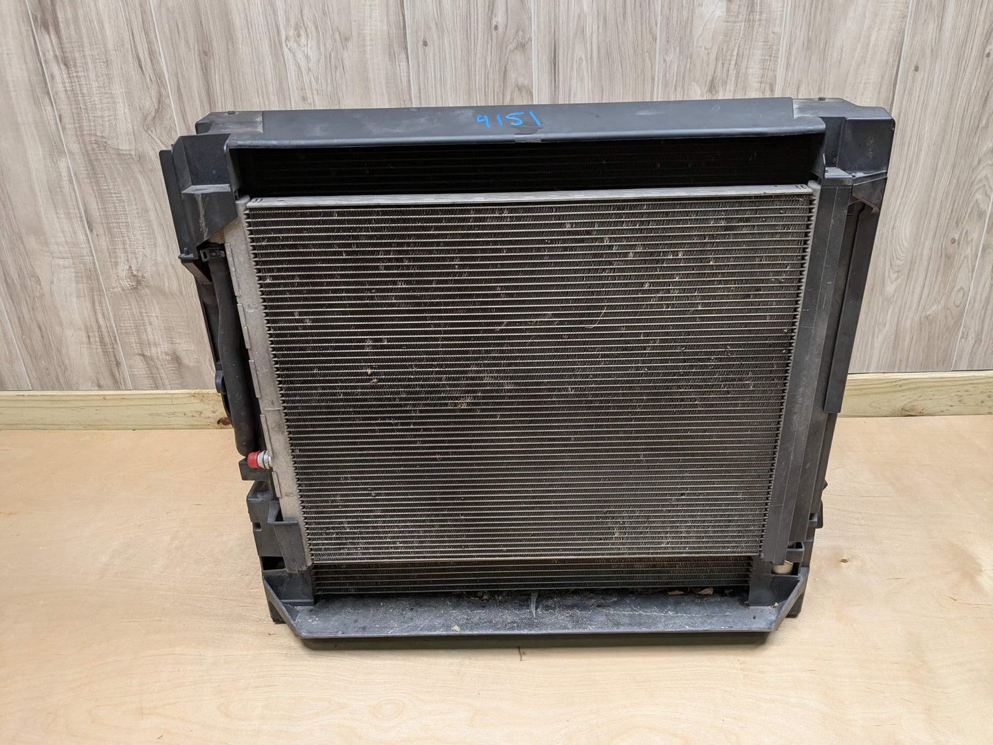 14-19 OEM BMW F15 F16 X5 X6 Radiator Condenser Fan Shroud Assembly 850W N63