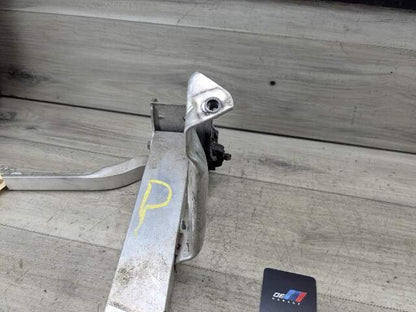 OEM BMW F01 F02 740 750 Front Right Passenger Bumper Reinforcement Mount Bracket