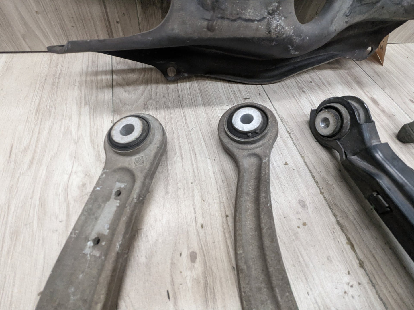 2016 Mercedes-Benz C43 W205- Rear Left Driver Control Arms SET