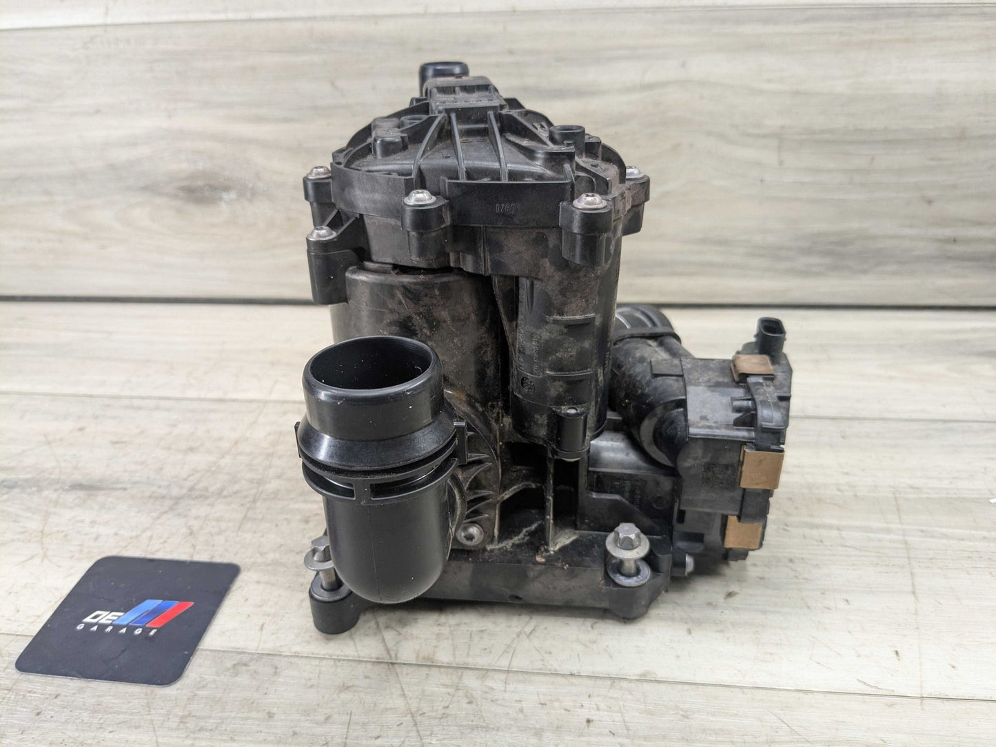 OEM BMW G01 G05 G20 G30 G42 M340 M440 Engine B58C Heat Management Module 8642559