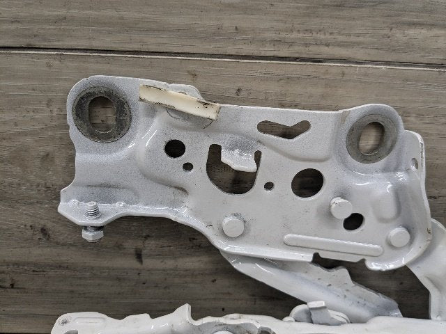 2021 BMW 540i G30 Hood Bonnet Hinges SET OEM BMW G12 G14 G15 G30 F90 M5 M8 Hood Bonnet Left Right Side Hood Hinges SET