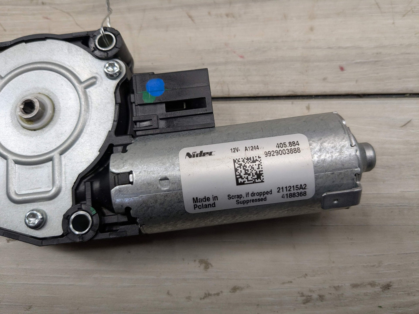 2022 BMW M240i G42 Sunroof Sun Roof Glass Motor 7424804 OEM BMW G20 G22 G26 G42 G80 G82 G87 M2 M3 M4 Sunroof Moonroof Motor Drive Unit