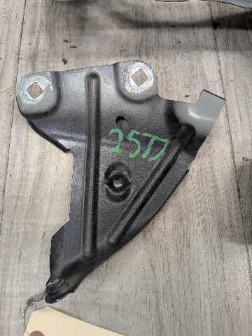 16-22 OEM BMW F48 X1 28i 28iX Front Left Driver Side Fender Holder Bracket SET