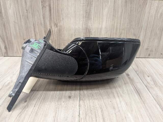 2018 BMW M550i G30 Front Right Passenger Side Mirror Assembly 7485226