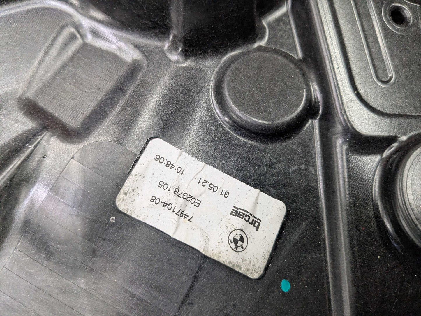 2021 BMW 330i G20 Front Right Passenger Door Window Glass Regulator Motor 7497104 19-25 OEM BMW G20 G80 330 M340 M3 FRONT RIGHT Passenger Door Window Regulator