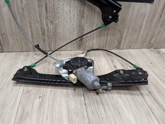 03-08 OEM BMW E85 E86 Z4 Front Right Passenger Door Window Regulator w/ Motor