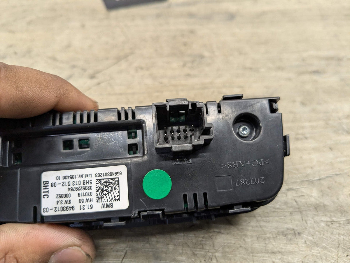 OEM BMW G20 G22 G23 G26 G80 G82 G83 Rear AC Air Climate Control Switch Module