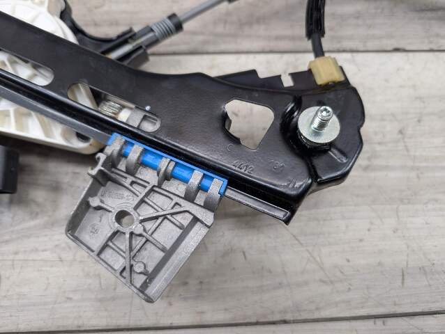 OEM Mercedes A207 C207 W207 Front Left Driver Door Window Regulator Motor