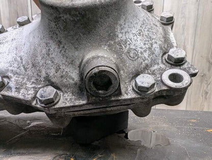 OEM BMW G11 G12 G20 G30 xDrive AWD Front Differential Axle Gearbox Carrier 2.81