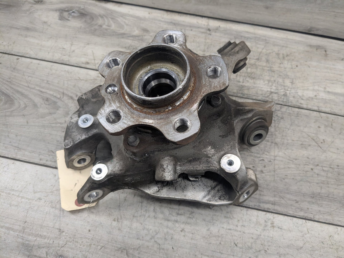 2020 BMW 330i G20 Rear Right Passenger Spindle Knuckle w/ Bearing 6879532 OEM BMW G20 330 M340 REAR Right Passenger Knuckle Wheel Hub Spindle Bearing OEM