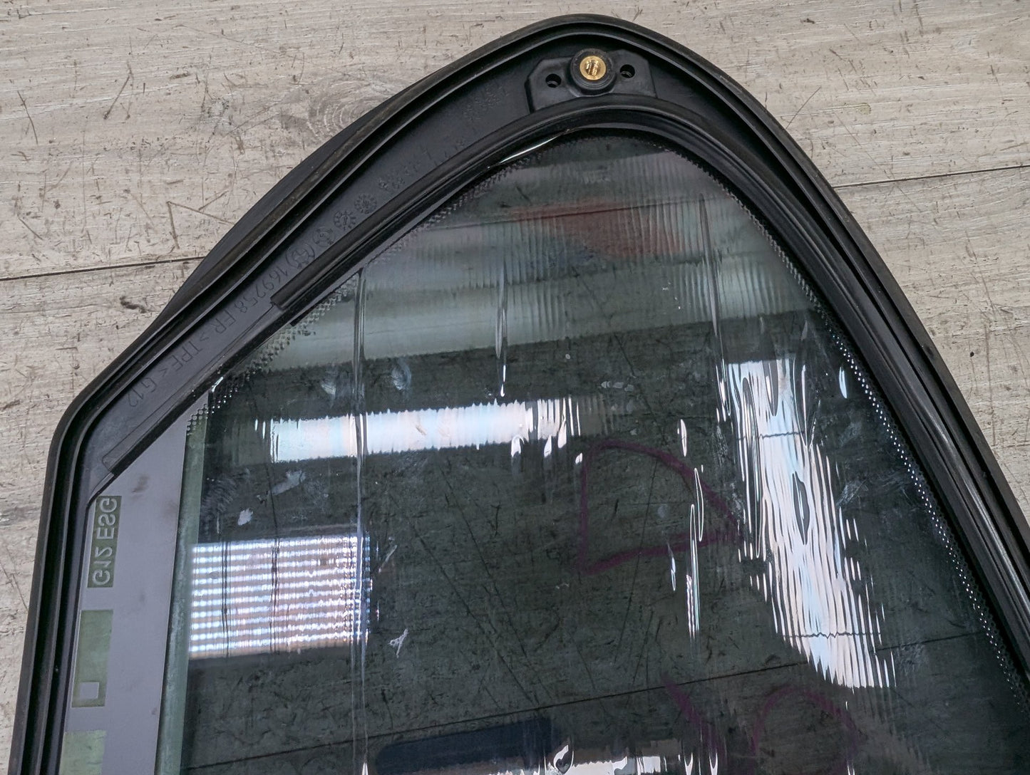 2017 BMW 740i G12 Rear Left Driver Door Window Glass 7384217 16-22 OEM BMW G12 740 750 M760 B7 Rear Left Driver Door Quarter Fixed Glass
